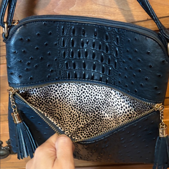 Gorgeous Navy Blue Ostrich Crocodile π ZipTassels Crossbody Purse - Picture 4 of 6
